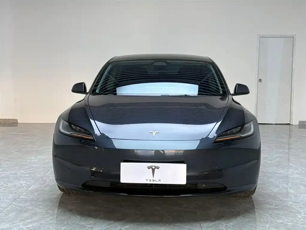 Tesla Model 3 2024 из CN, фото 2