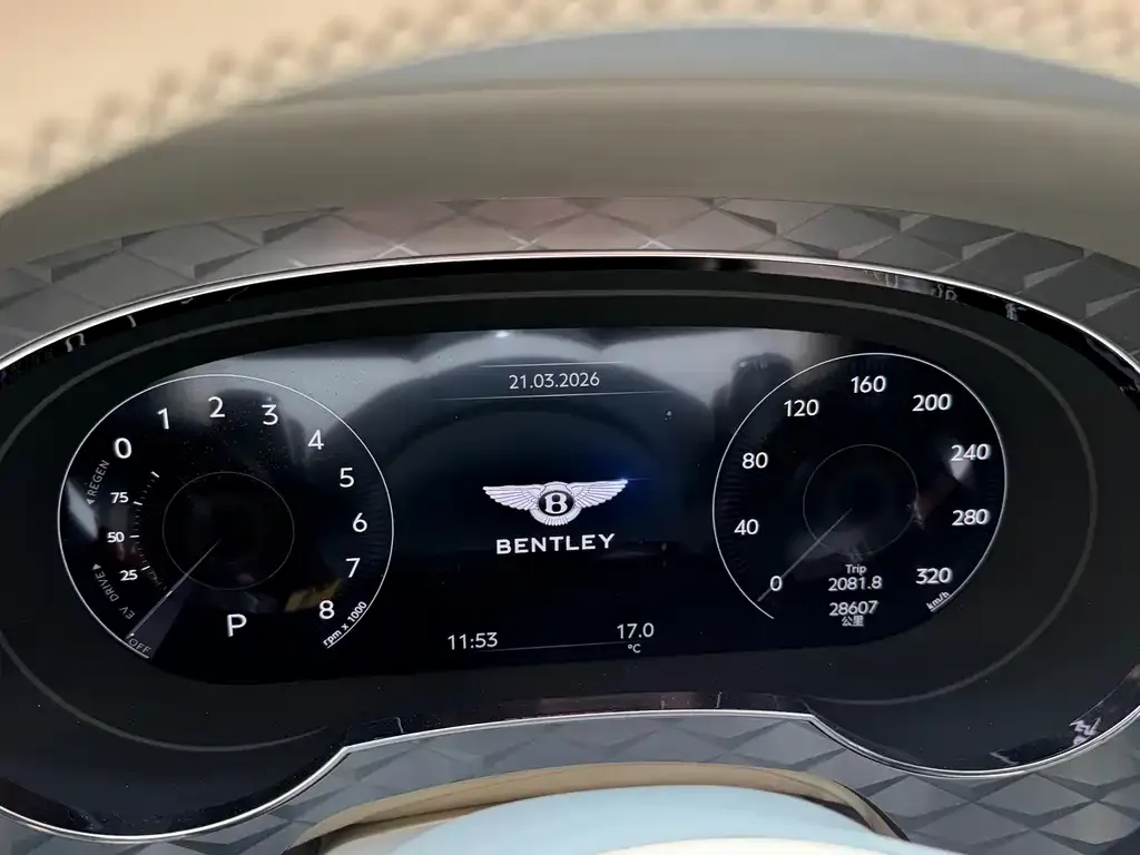 Bentley Bentayga PHEV 2021 из CN, фото 5