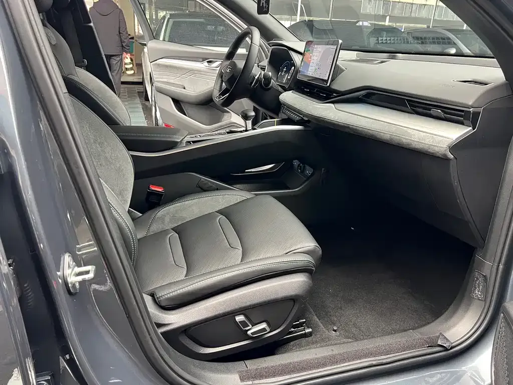 Geely Xingrui 2023 из CN, фото 3