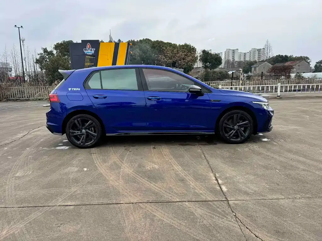 Volkswagen Golf 2022 из CN, фото 8