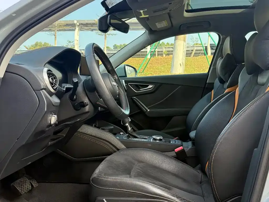 Audi Q2L e-tron 2022 из CN, фото 3