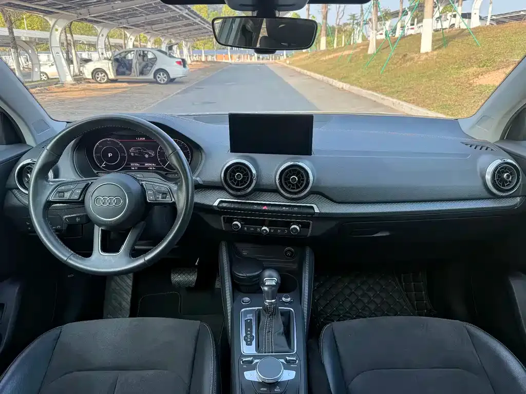 Audi Q2L e-tron 2022 из CN, фото 9