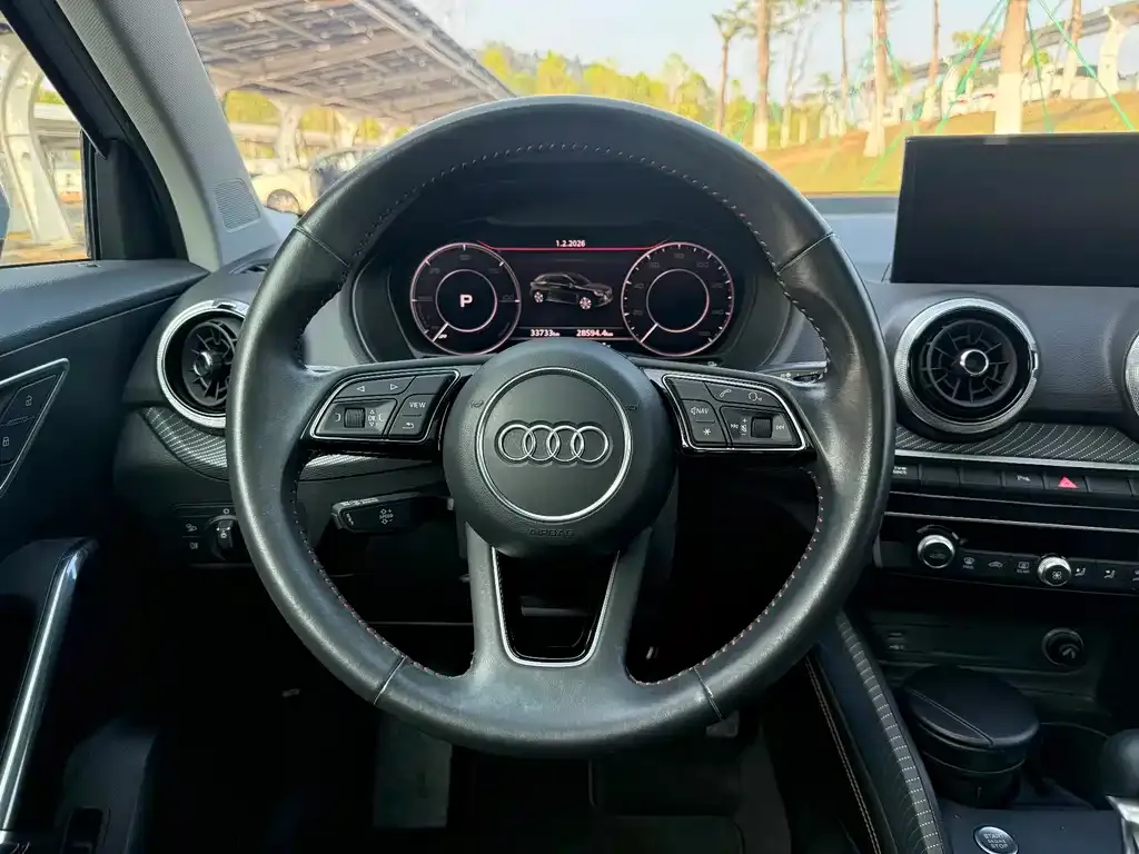 Audi Q2L e-tron 2022 из CN, фото 7