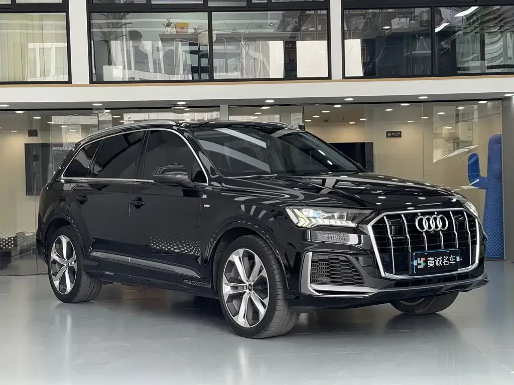Audi Q7 — фото 4
