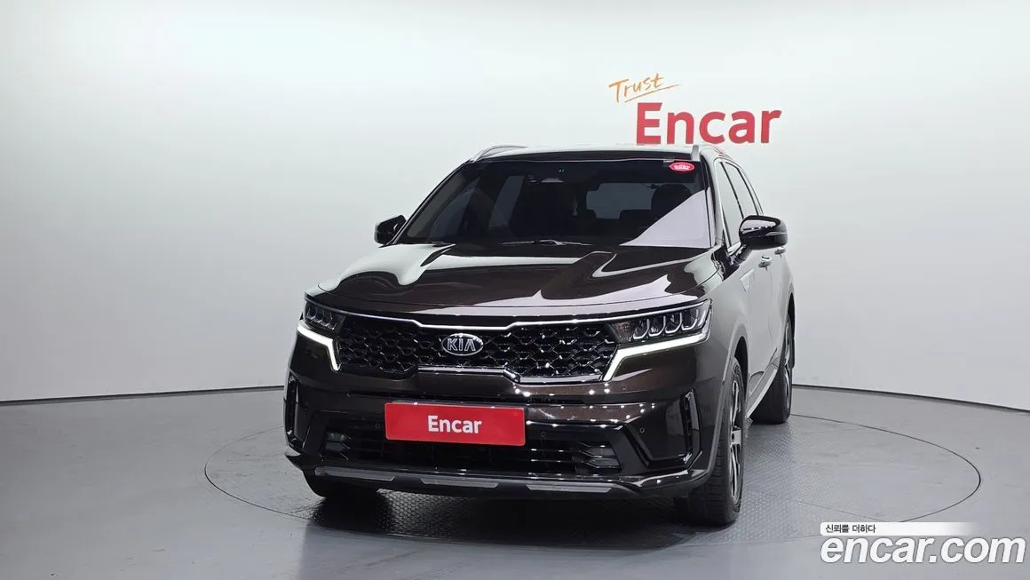 Kia Sorento — фото 5
