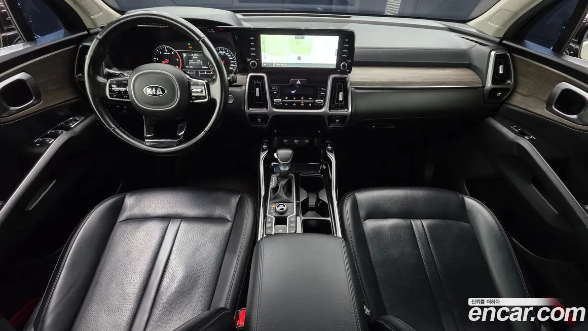 Kia Sorento — фото 10