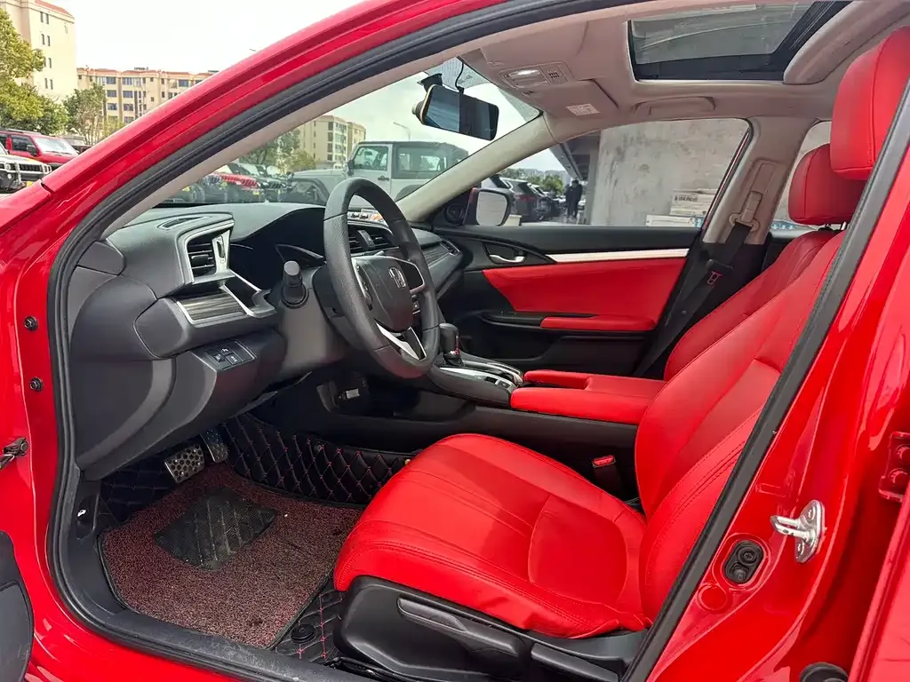 Honda Civic — фото 8
