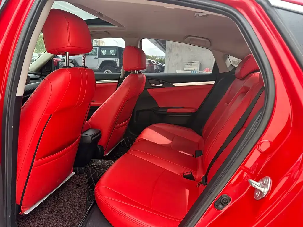 Honda Civic — фото 3