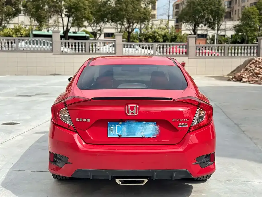 Honda Civic — фото 4