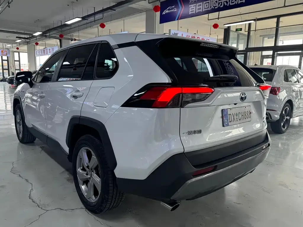 Toyota RAV4 2022 из CN, фото 6