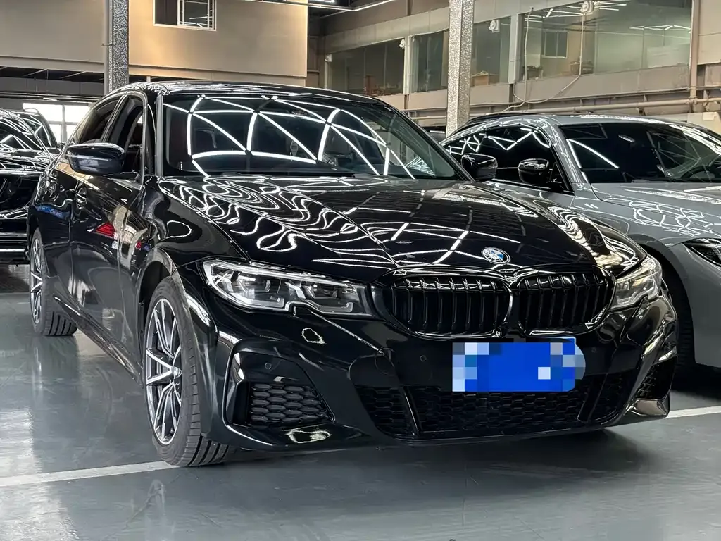 BMW 3 Series 2022 из CN, фото 3