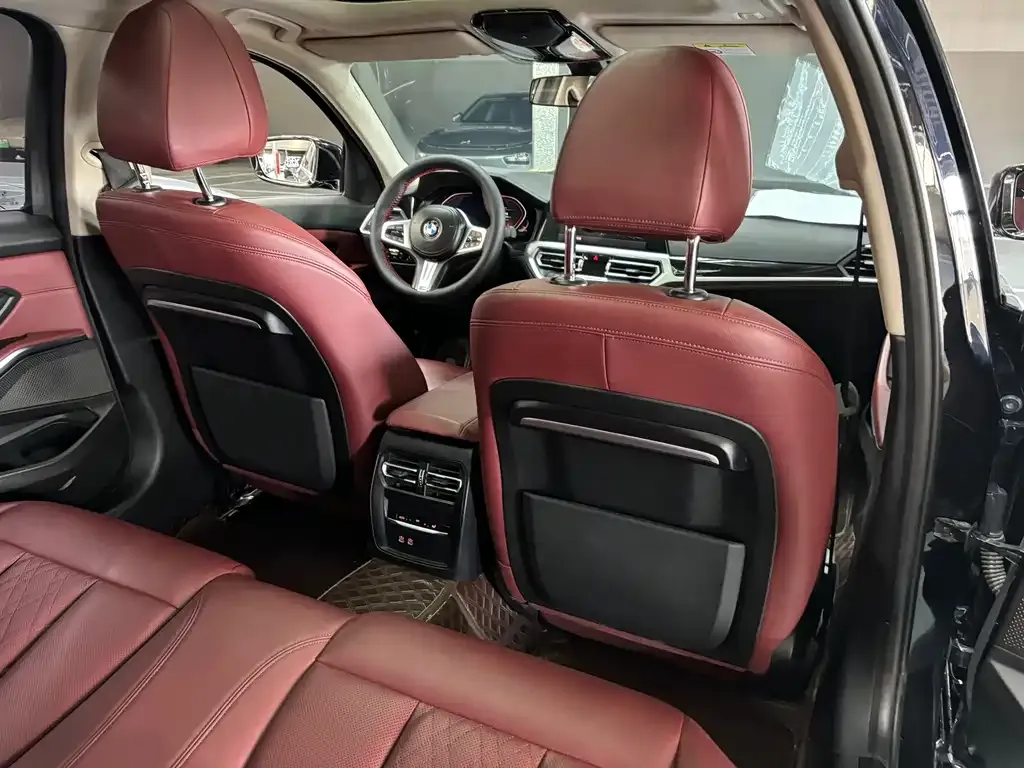 BMW 3 Series 2022 из CN, фото 10