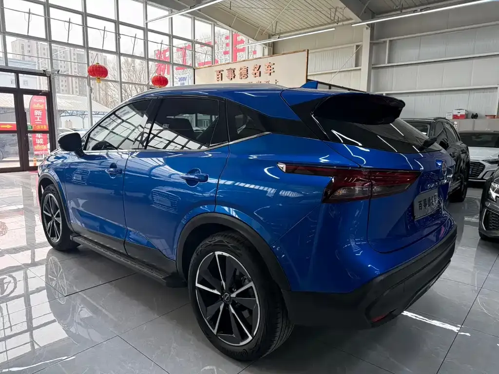 Nissan Qashqai — фото 4