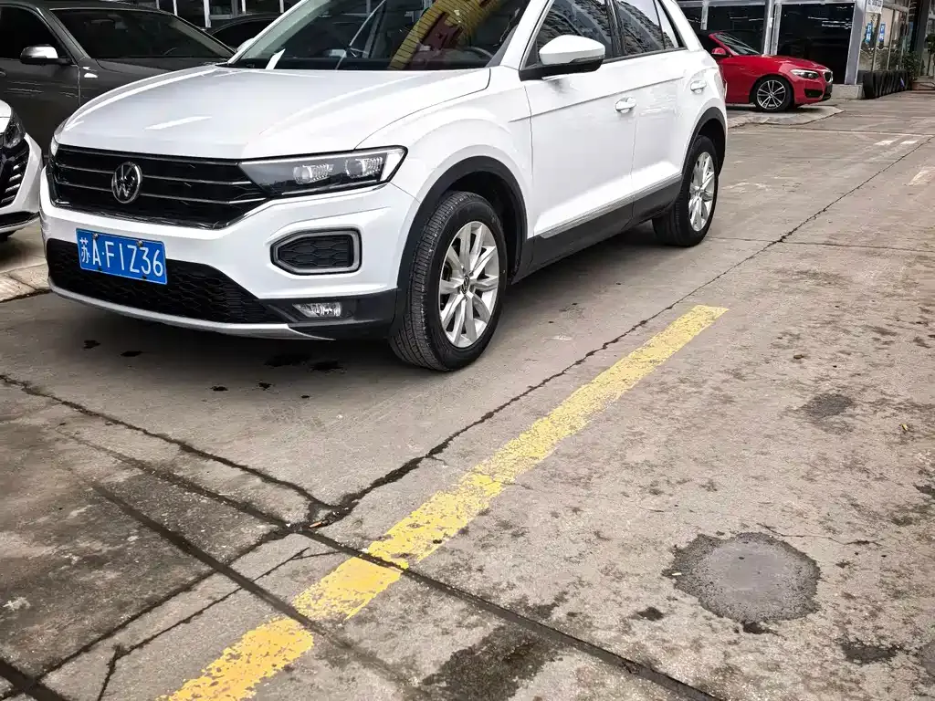 Volkswagen T-Roc 2023 из CN, фото 5