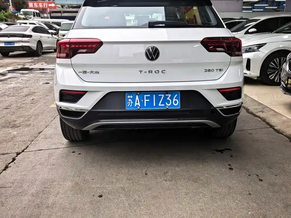 Volkswagen T-Roc 2023 из CN, фото 4