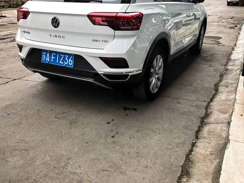 Volkswagen T-Roc 2023 из CN, фото 8