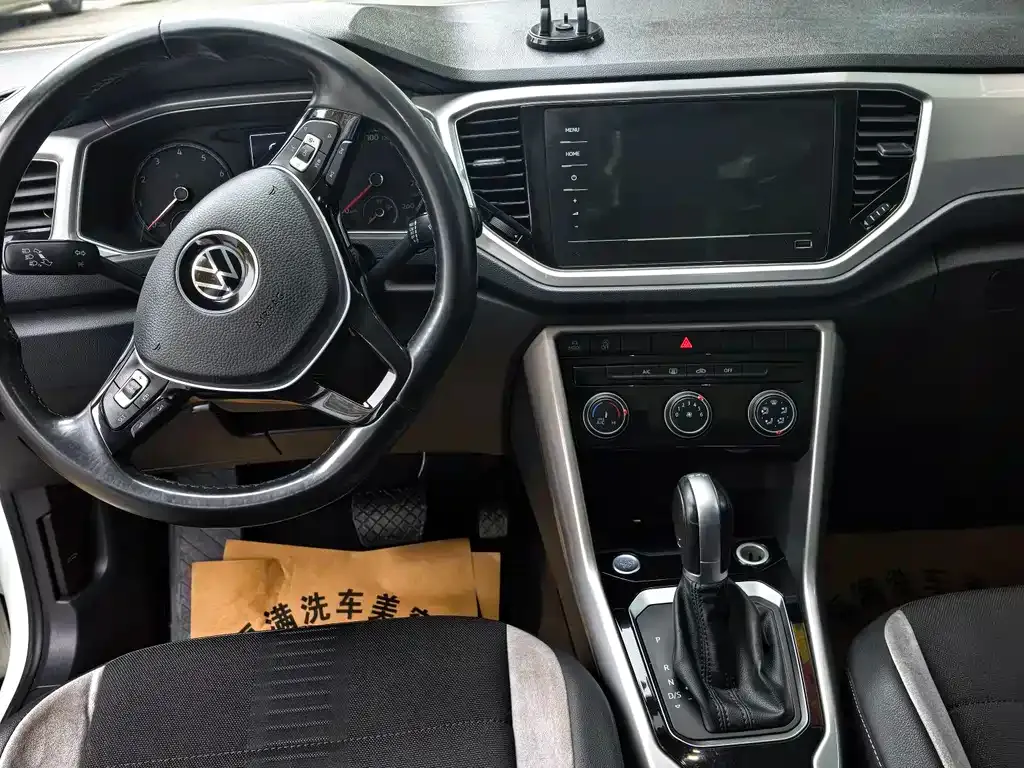 Volkswagen T-Roc 2023 из CN, фото 6