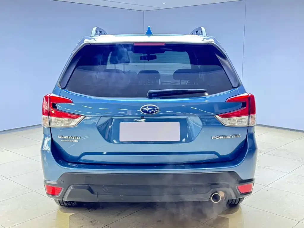 Subaru Forester 2022 из CN, фото 5