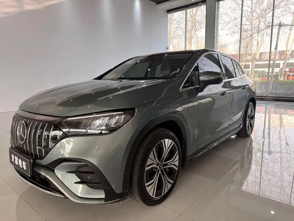 Mercedes-Benz EQE SUV — фото 2