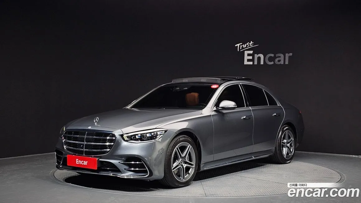 Mercedes-Benz S-Class — фото 1
