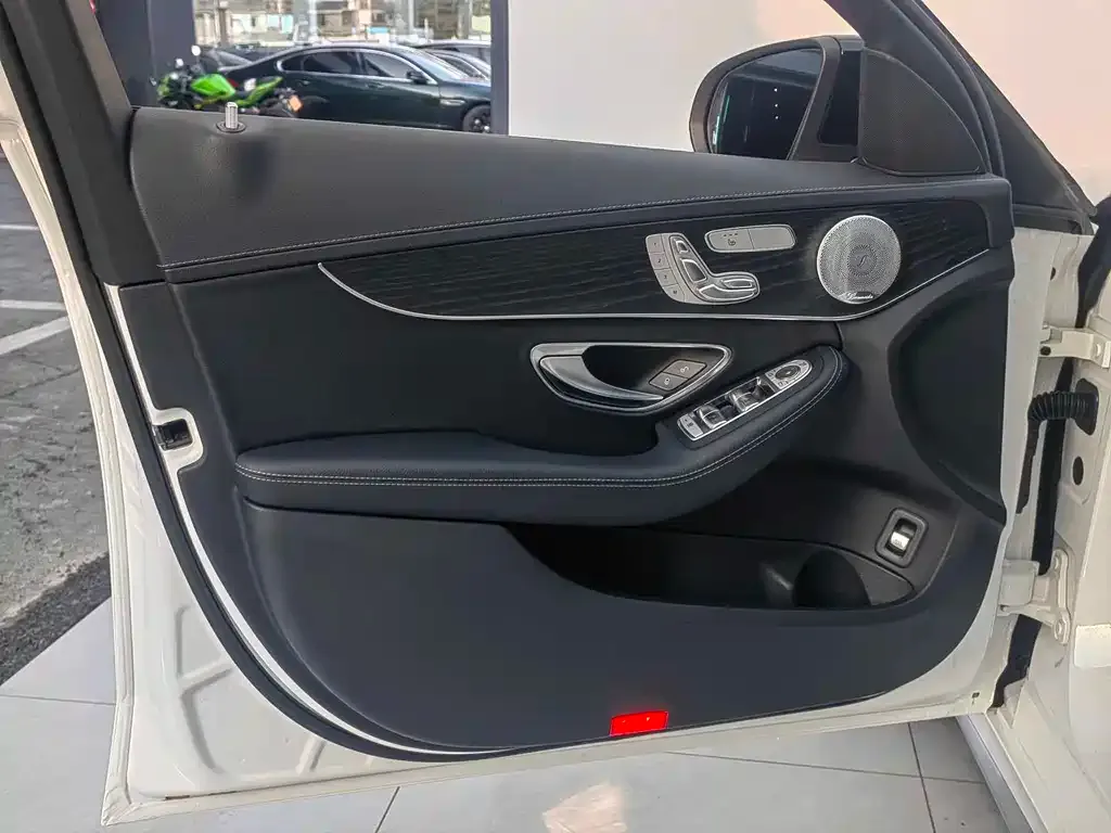 Mercedes-Benz C-Class 2021 из CN, фото 10