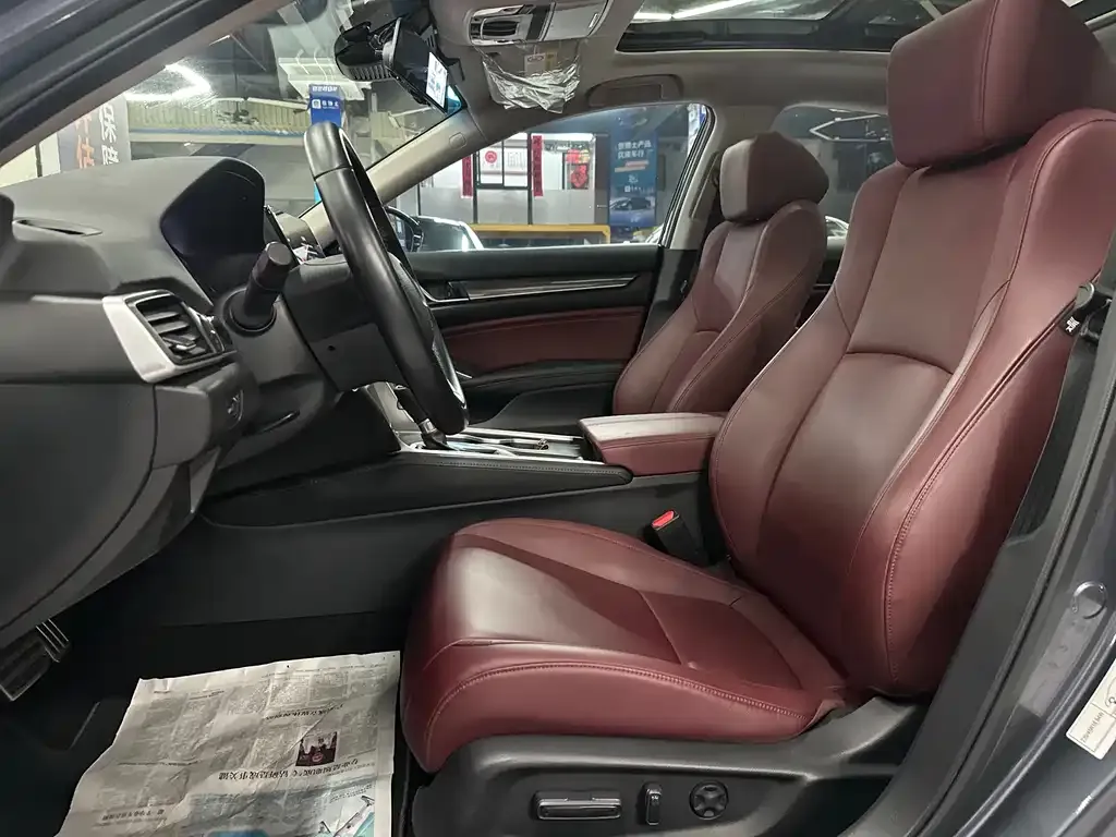 Honda Accord — фото 4