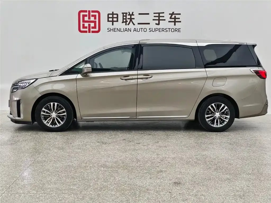Buick GL8 2024 из CN, фото 2