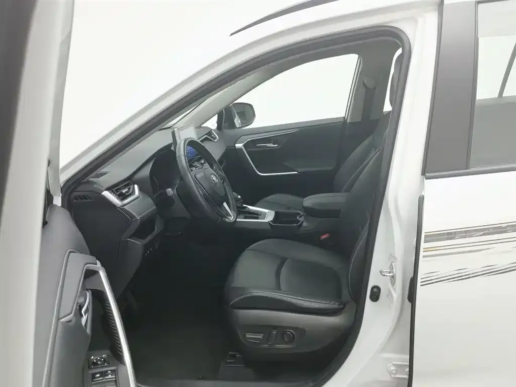 Toyota RAV4 2021 из CN, фото 8