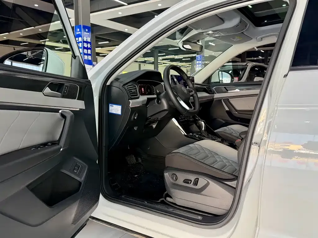 Volkswagen Tayron 2022 из CN, фото 10