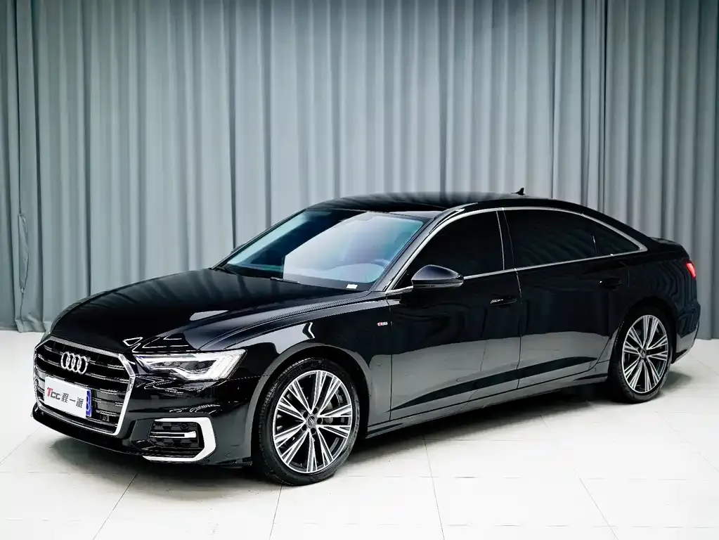 Audi A6L — фото 1