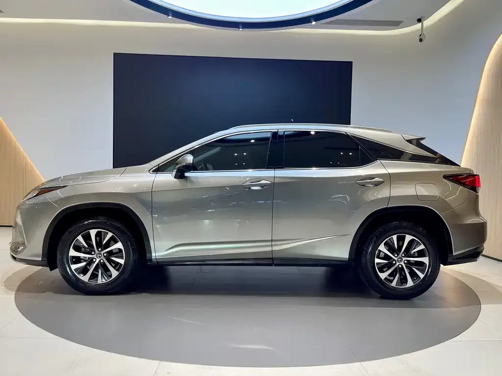 Lexus RX — фото 2
