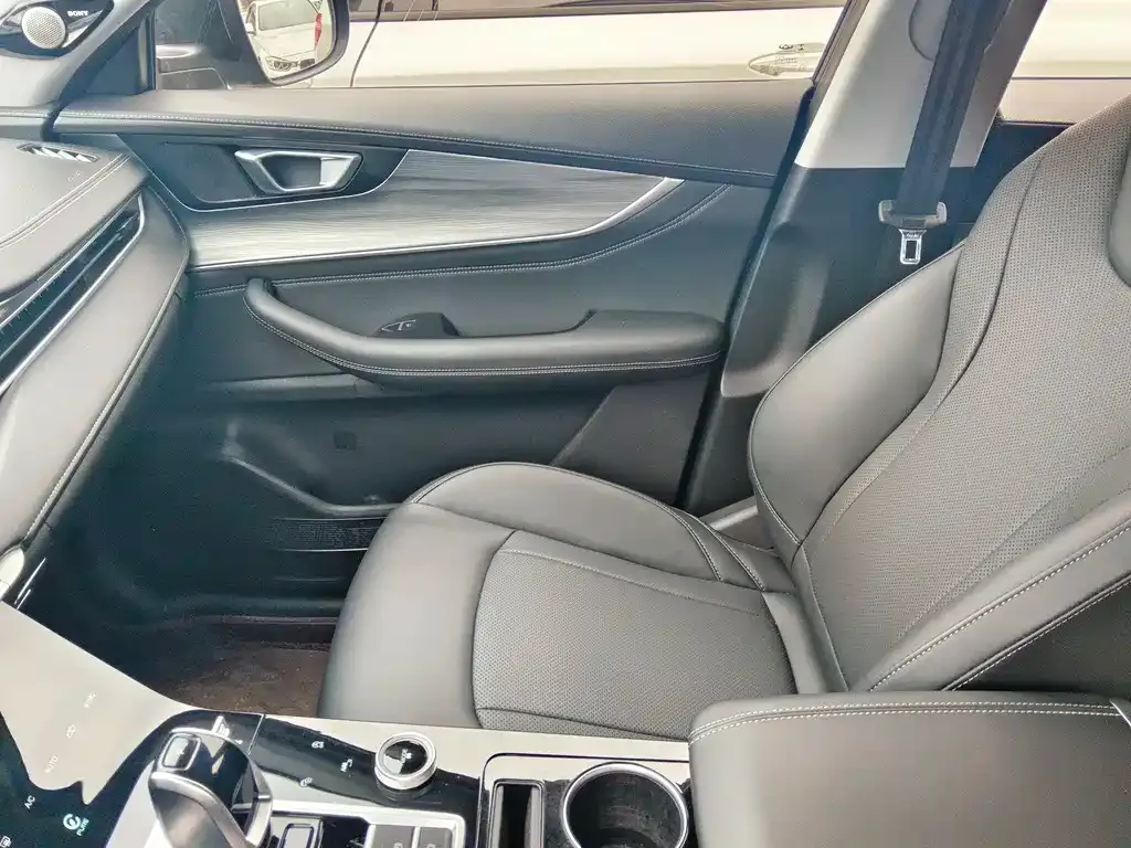Chery Tiggo 8 PLUS — фото 4