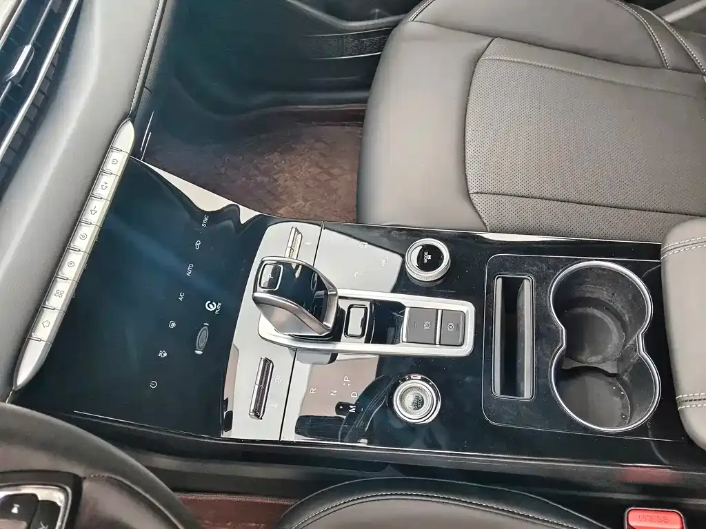 Chery Tiggo 8 PLUS — фото 7