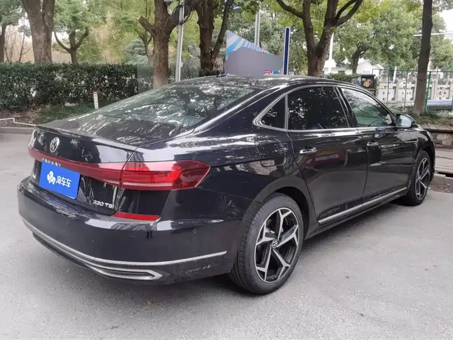 Volkswagen Passat 2023 из CN, фото 5