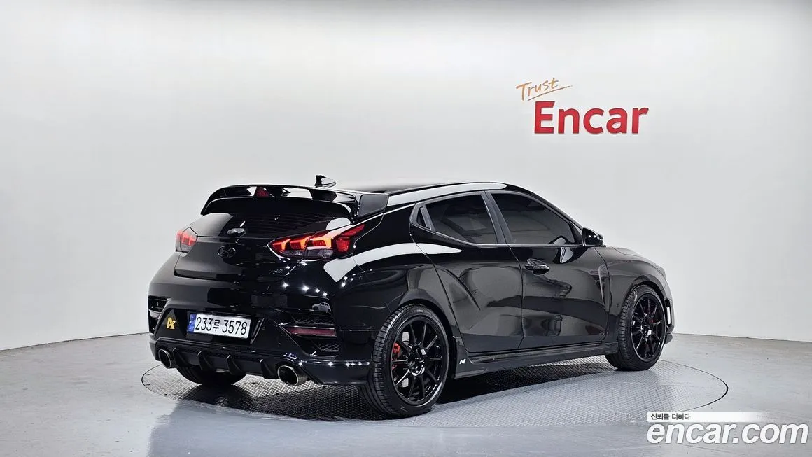 Hyundai Veloster — фото 8
