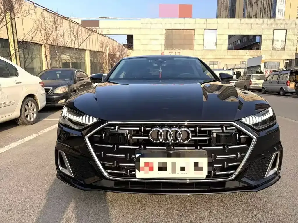 Audi A7L — фото 3