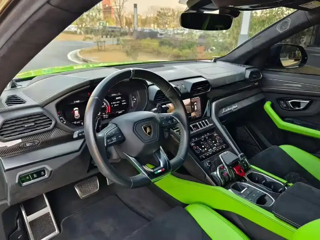 Lamborghini Urus 2021 из CN, фото 7