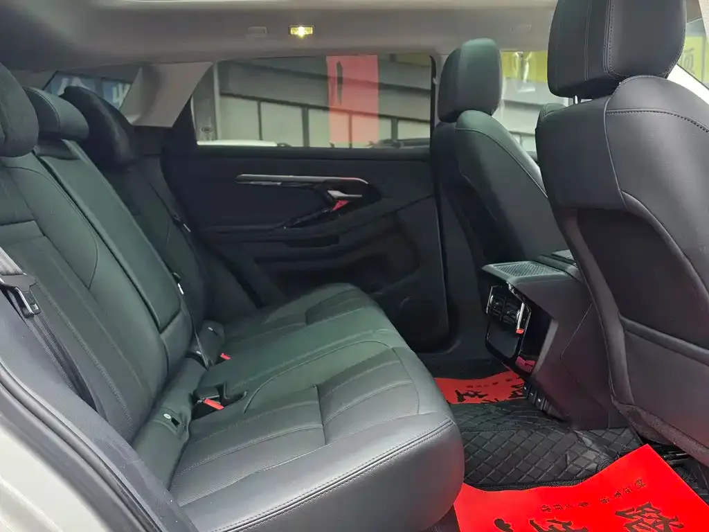 Land Rover Evoque — фото 2