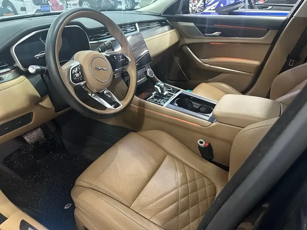 Jaguar XFL 2022 из CN, фото 9