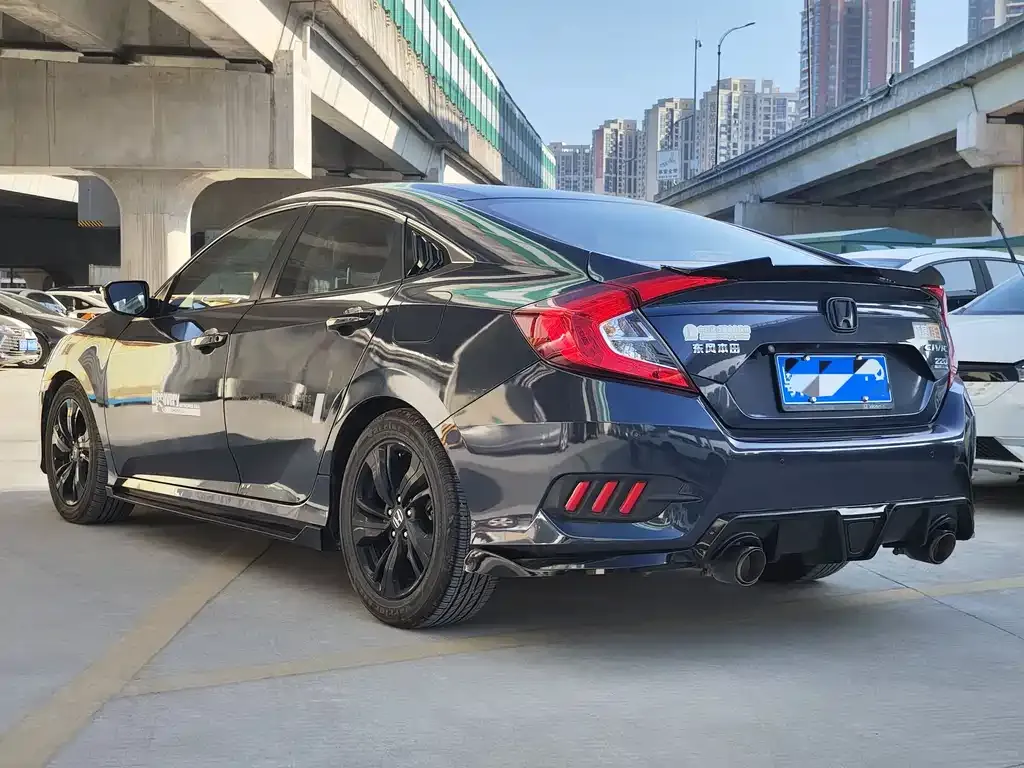 Honda Civic — фото 2