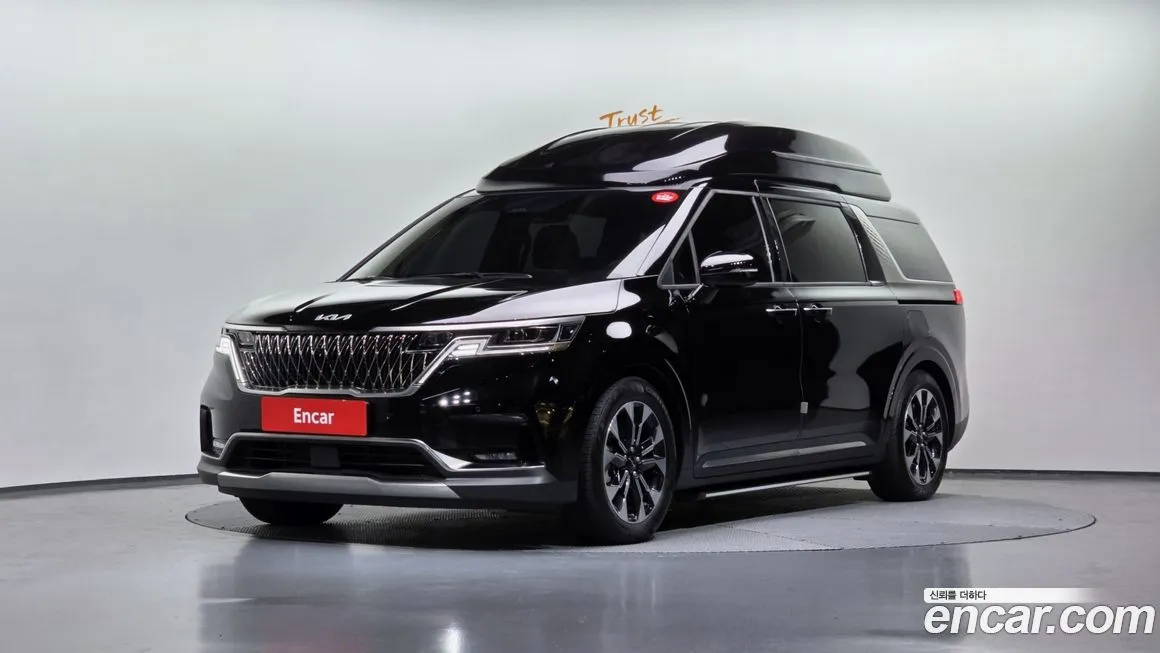 Kia Carnival — фото 1