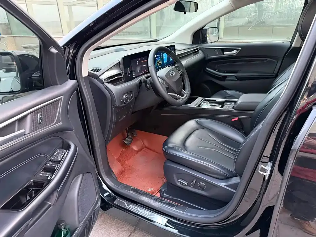 Ford Edge — фото 10