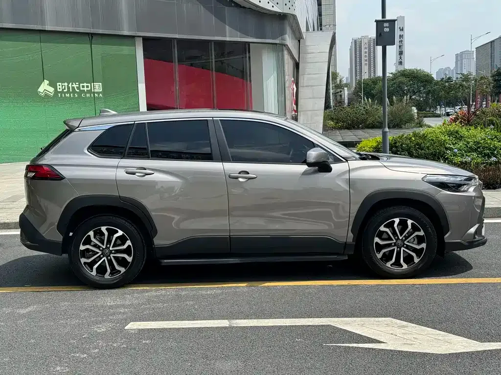 Toyota Frontlander 2024 из CN, фото 10
