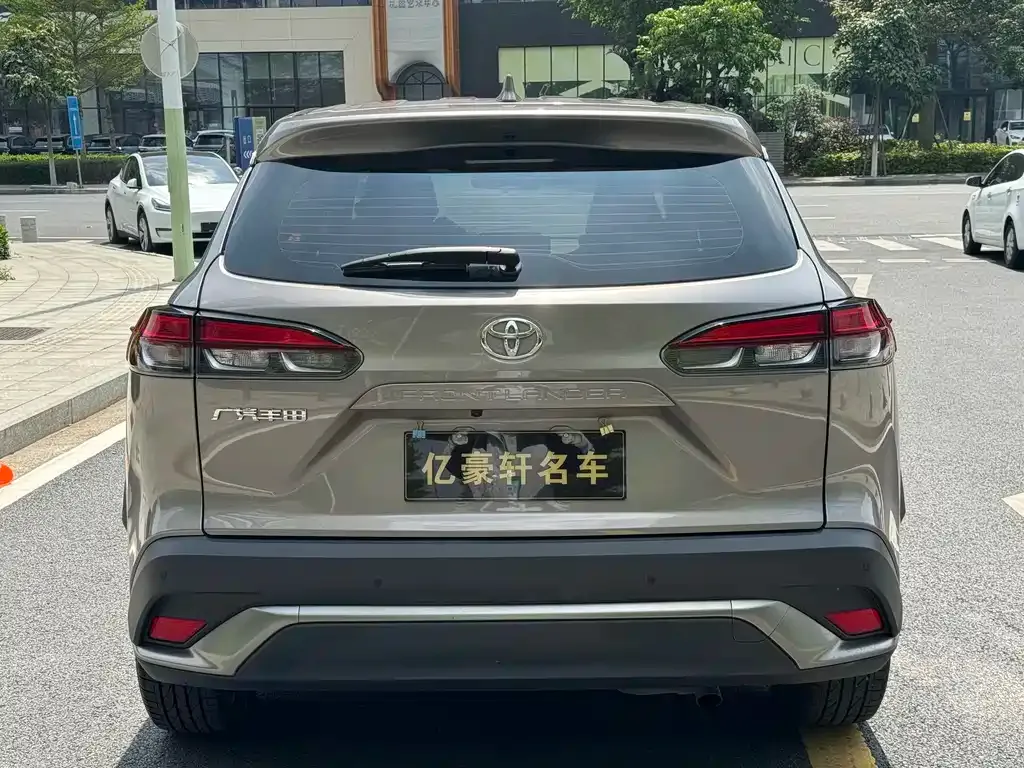 Toyota Frontlander 2024 из CN, фото 9