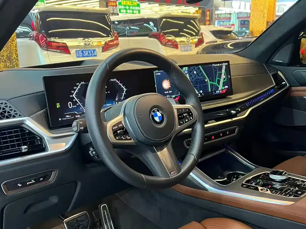 BMW X7 2024 из CN, фото 7