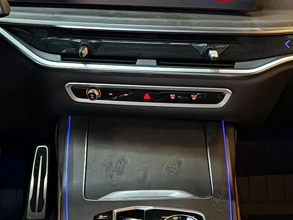 BMW X7 2024 из CN, фото 3
