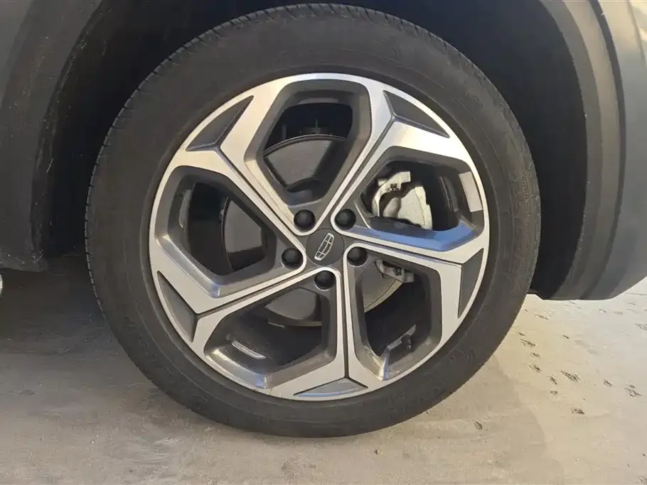 Geely Xingyue L 2024 из CN, фото 4