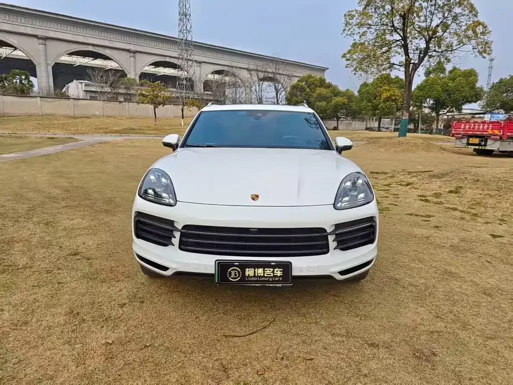 Porsche Cayenne Hybrid — фото 5
