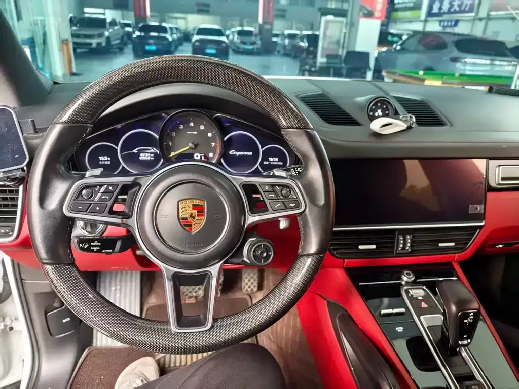 Porsche Cayenne Hybrid — фото 4