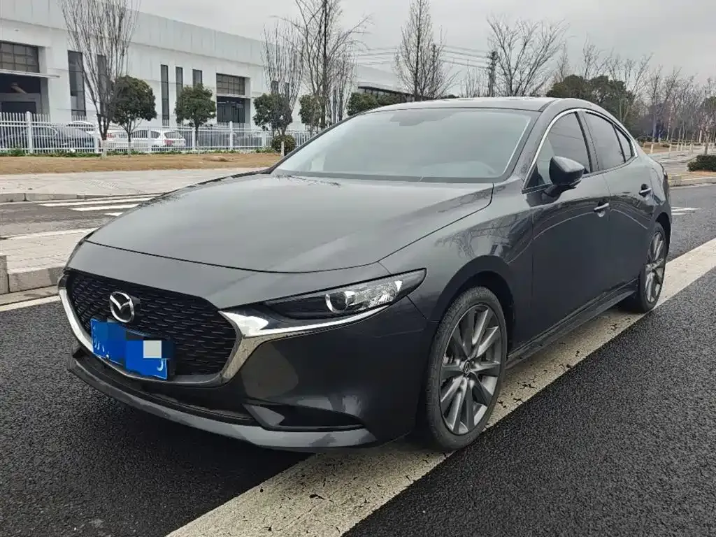 Mazda 3 Axela 2024 из CN, фото 1